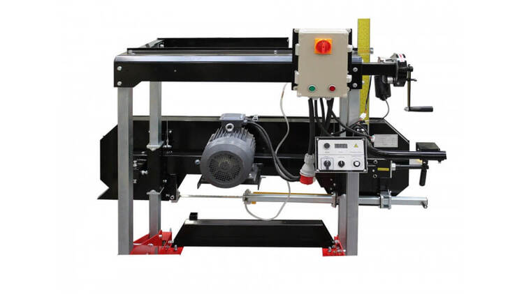 Juostinės pjovimo staklės mod. OPTIMAT Timberland TMC 790S su elektriniu valdymu (aukštyn/žemyn) 18