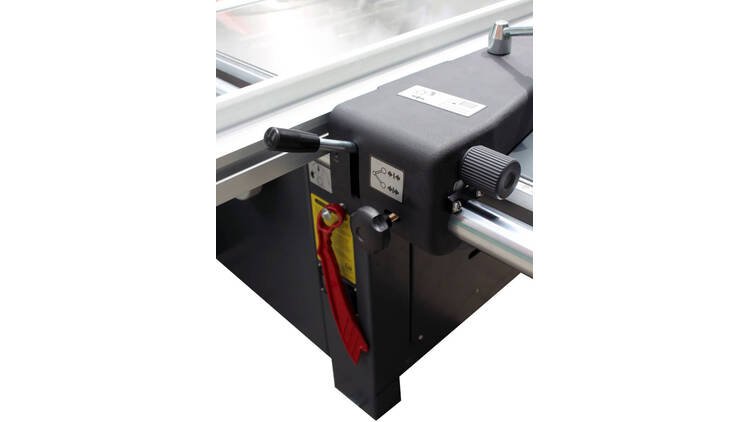 REMA formatinio pjovimo staklės mod. Fx250, stumdomas stalas 3200mm 5