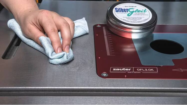 SILBERGLEIT slydimo tepalas, plastikinis indelis, su užsukamu dangteliu, 250 ml 4